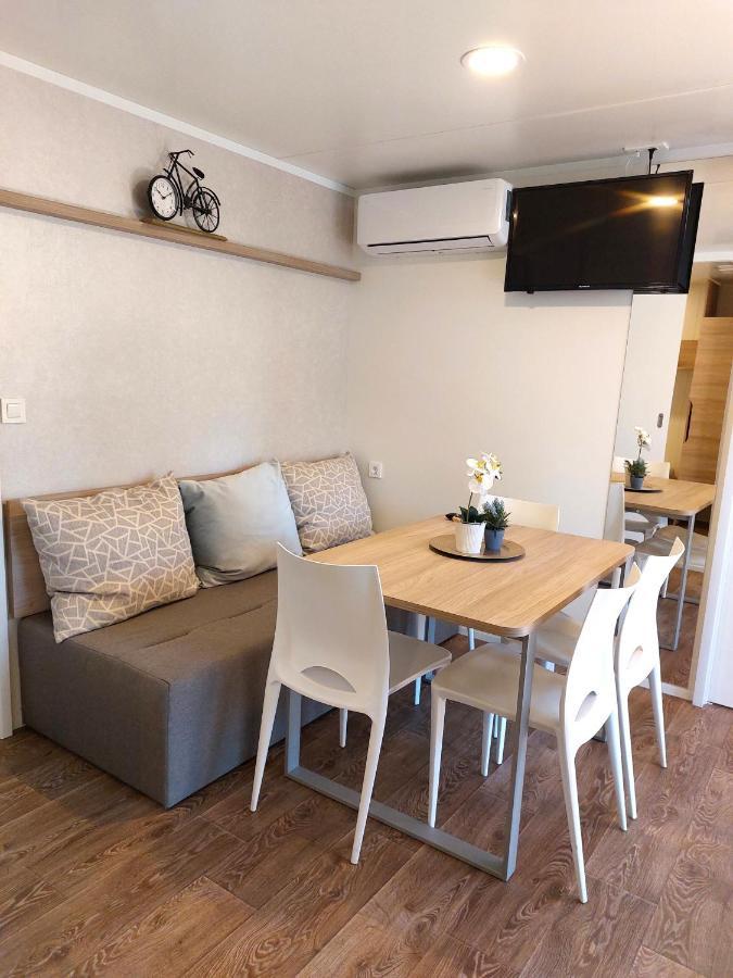 Belvedere Mobile Homes Seget Vranjica Esterno foto